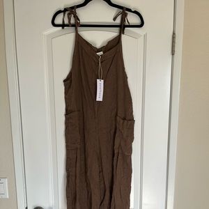 Neuflora linen jumpsuit NWT